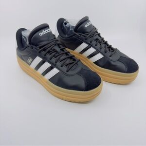Adidas VL Court Bold platform Color Black & White /Gum. Women’s SZ 9